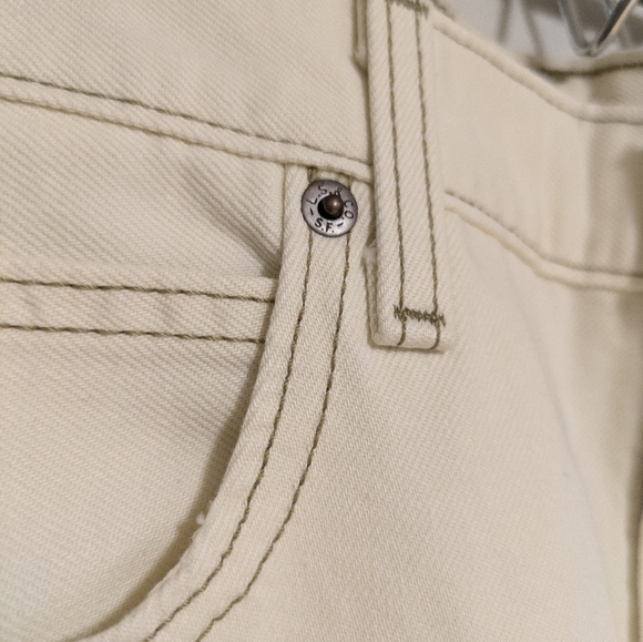 Levi's Cream Flare & Wide Leg Jeans - Picture 4 of 10